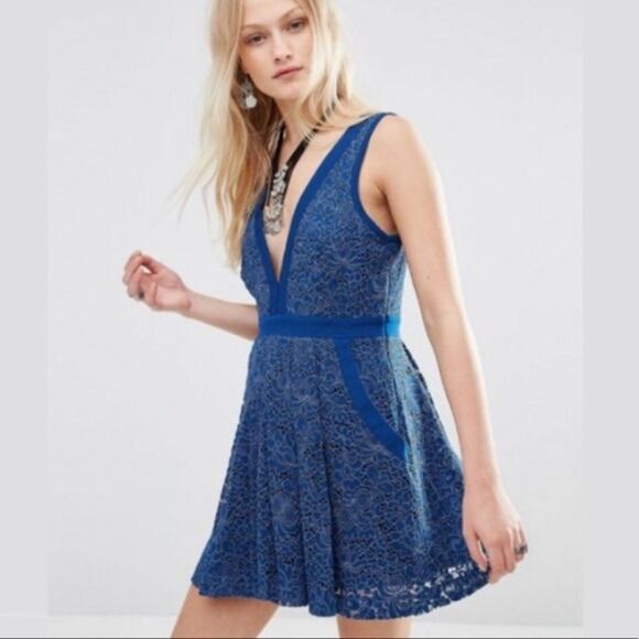 Free People Blue Lace Eyelet Mini A-Line Dress - Women’s M - Picture 1 of 8